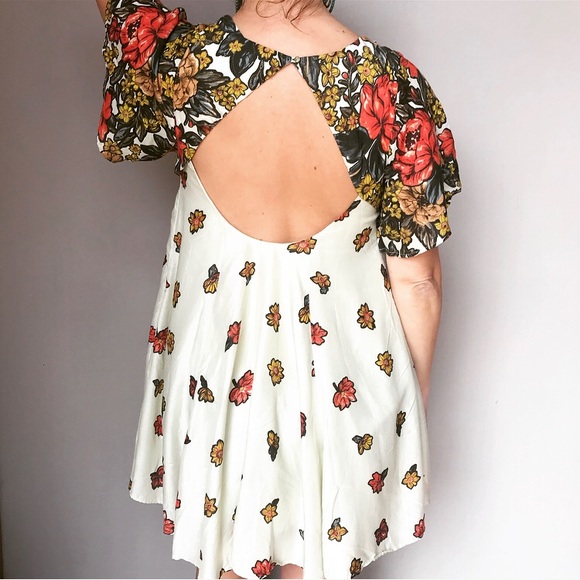 Urban Outfitters Dresses & Skirts - Urban Outfitters Floral A-Line Dress Open Back Med